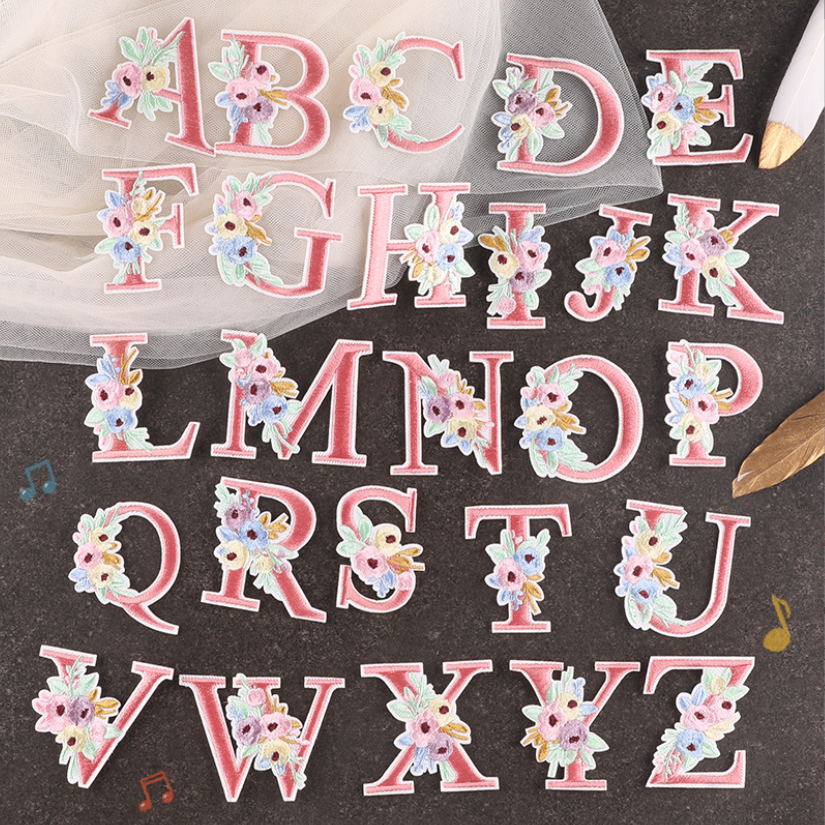 10 Pcs Pink Flowers Alphabet E - Sewing Id 评论和价格